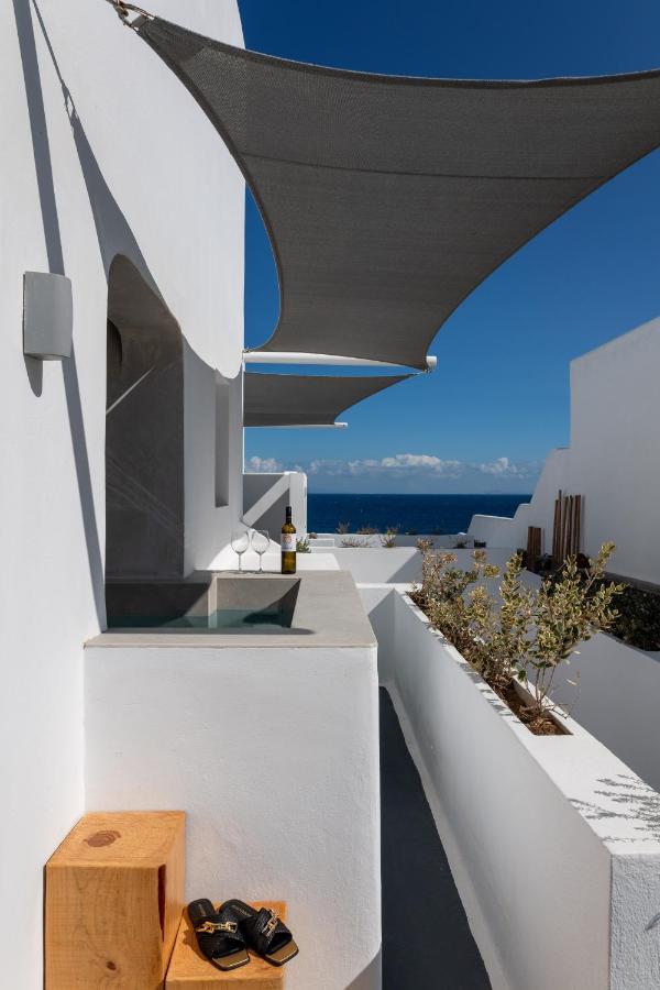 Almyra * Oia